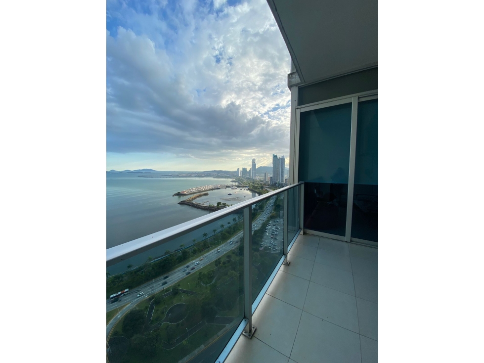 Apartamento Av Balboa Piso alto vista al mar 325,000 — foto 3