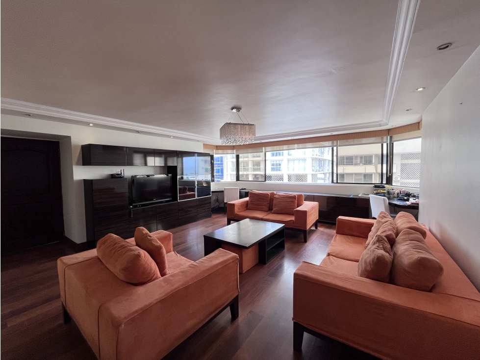 Apartamento de 151 m² en Venta | Espacios Amplios | en MARBELLA