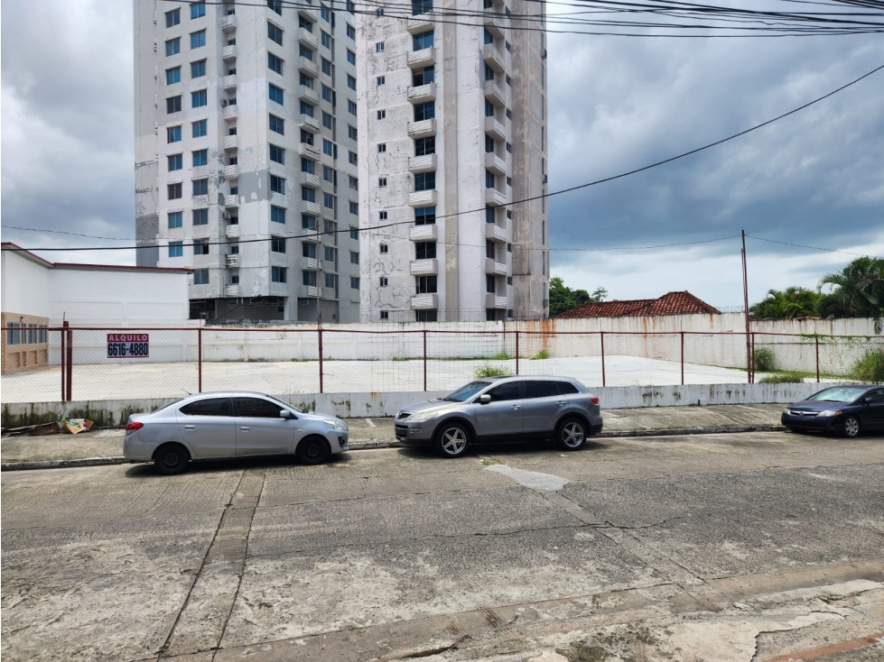 Alquiler en Villa de las Fuentes | 900 m² con oficinas - 3