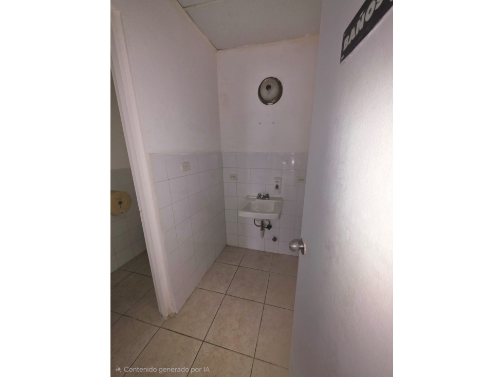 Local en alquiler en Camino de Cruces | 95 m² por $1,000 — foto 3