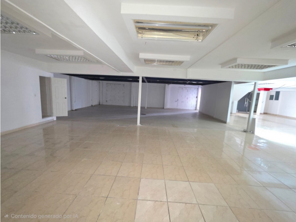 Local en Los Ángeles cerca de Transístmica | 635 m² | $3000/mes — foto 3