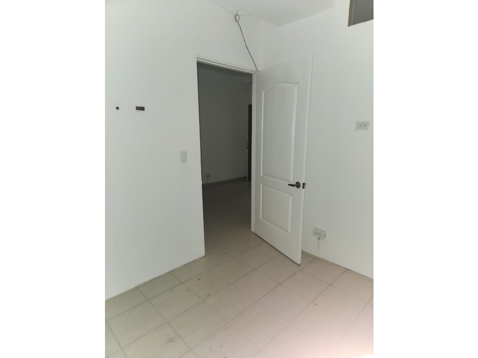 ¡Oportunidad en Parque Lefevre! Oficinas Disponibles VÃ­a principal. — foto 3