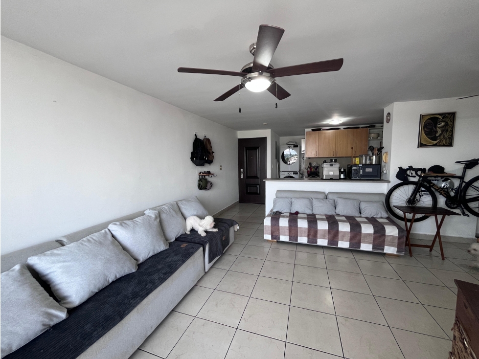 Apartamento Ganga de 2 estacionamientos! céntrico $136,000 — foto 3