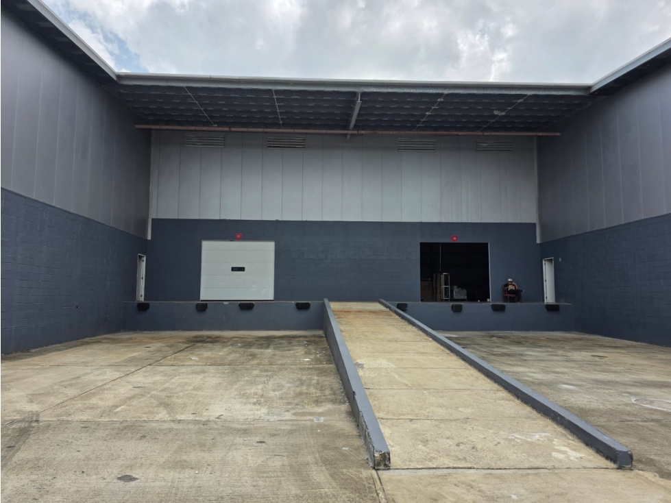 Galera en Alquiler en Llano Bonito | 500 m² | Seguridad — foto 4