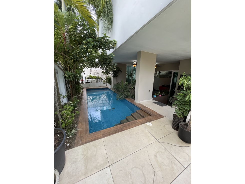 VENTA Casa Moderna con Piscina y Azotea en Complejo Privado — foto 4