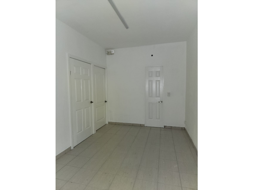 ¡Oportunidad en Parque Lefevre! Oficinas Disponibles VÃ­a principal. — foto 4