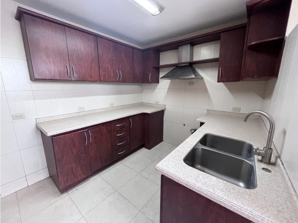 Venta de Apartamento Familiar, El Cangrejo $335,000 Negociable 180 m² — foto 5