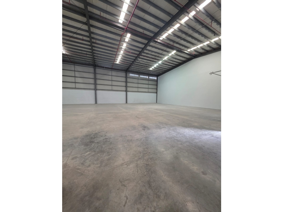 Galera en Alquiler en Llano Bonito | 500 m² | Seguridad — foto 5