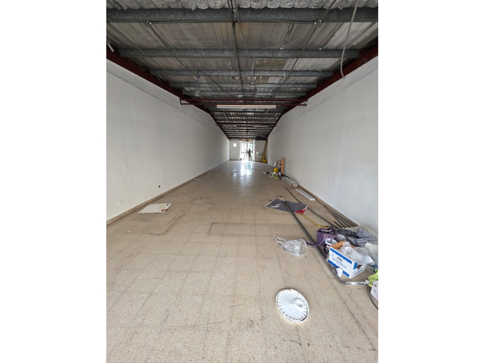 Local en alquiler en Hato Pintado | 125 m² sobre Vía España — foto 4