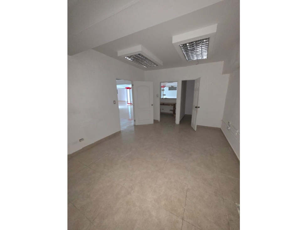 Local en Los Ángeles cerca de Transístmica | 635 m² | $3000/mes — foto 5