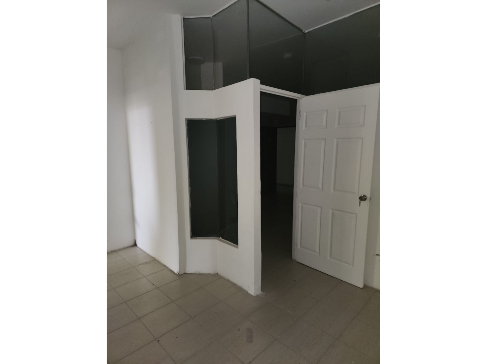 ¡Oportunidad en Parque Lefevre! Oficinas Disponibles VÃ­a principal. — foto 5