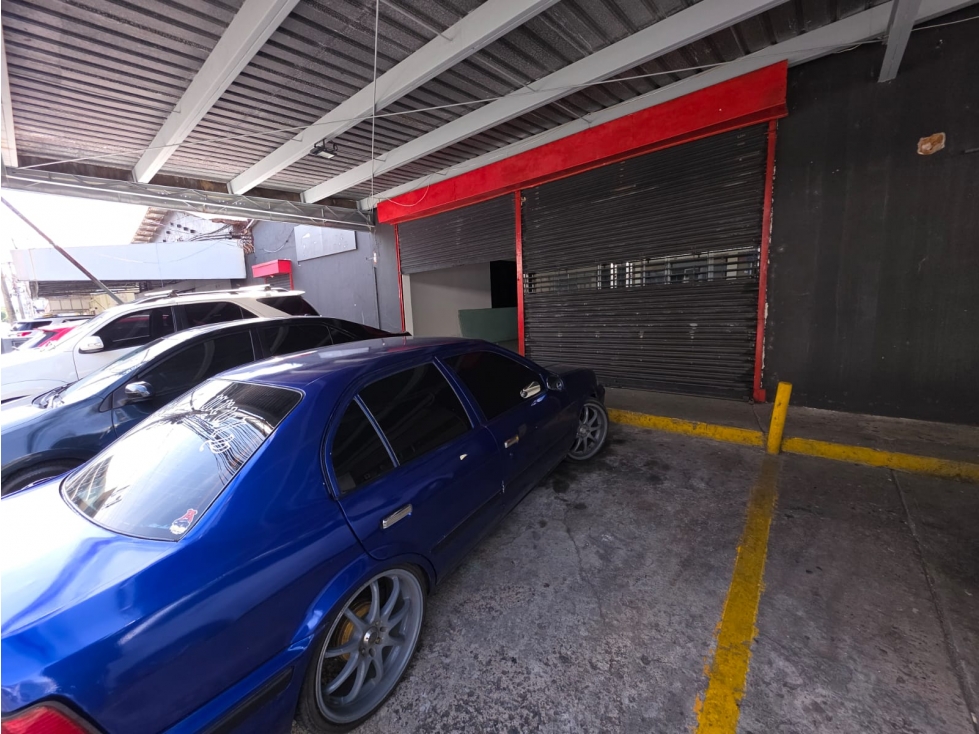 Local en alquiler en Los Ángeles | 283 m² y 6 estacionamientos — foto 6