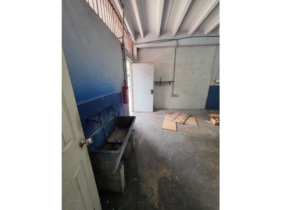Depósito en alquiler en Vista Hermosa | 70 m² por $600 — foto 6