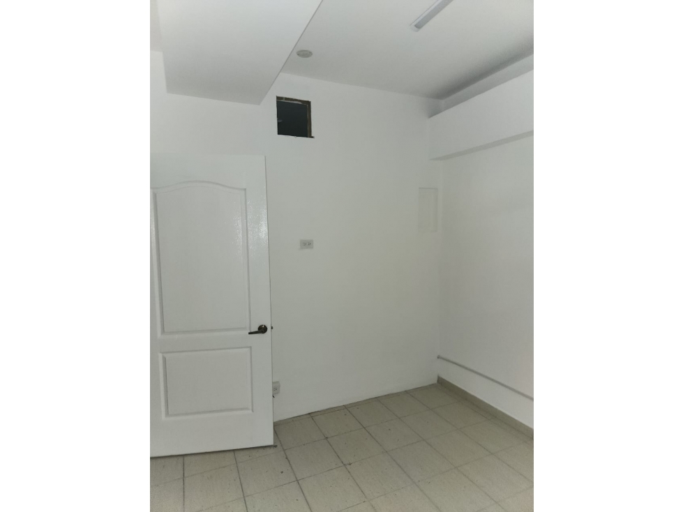 ¡Oportunidad en Parque Lefevre! Oficinas Disponibles VÃ­a principal. — foto 6