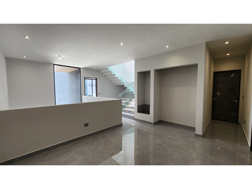 Estrena residencia en Bosques de Las Misiones sector Encino - 4