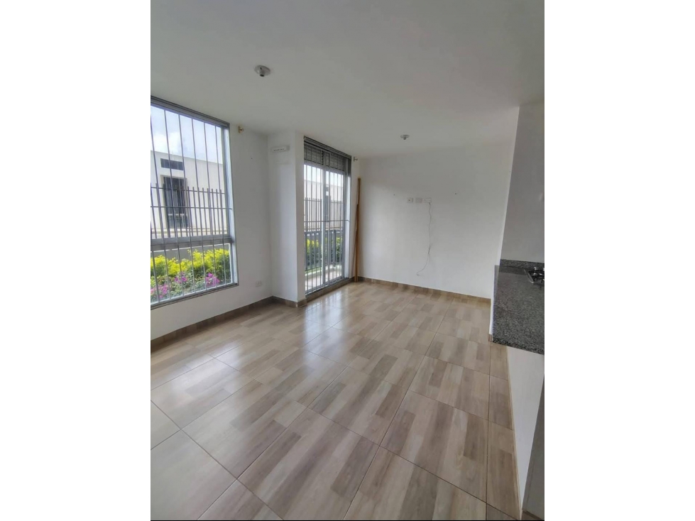 VENDO APARTAMENTO CONDINA PEREIRA
