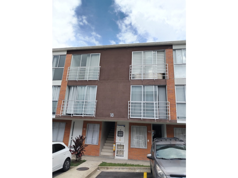 VENDO APARTAMENTO ZAGUAN DE VILLAVENTO