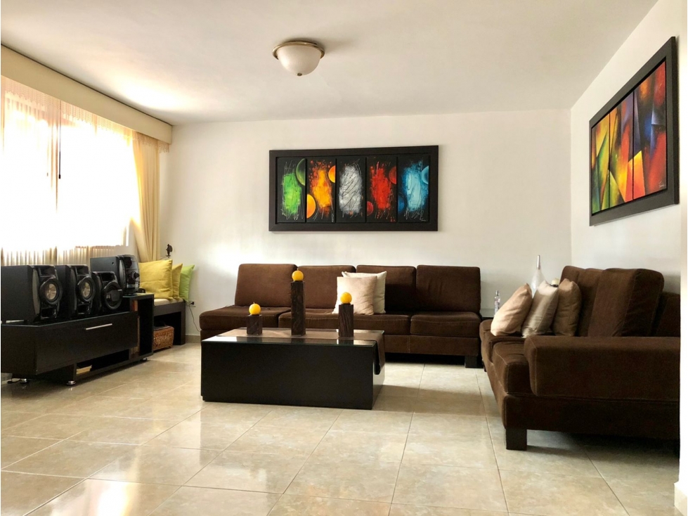 VENTA APARTAMENTO EN LAURELES MEDELLÍN