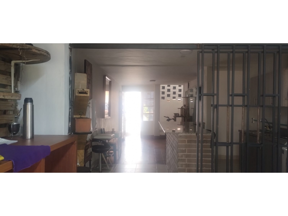 VENTA CASA LOTE UNICENTRO MEDELLIN — foto 2