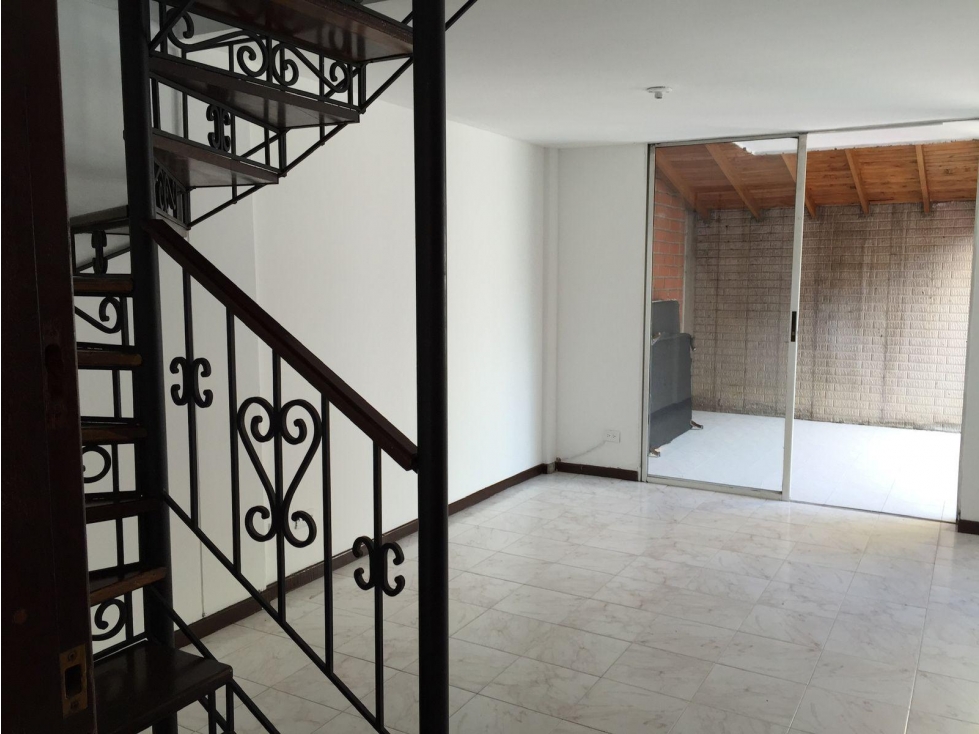 VENTA CASA UNIFAMILIAR BELEN UNIDAD CERRADA ,MEDELLIN — foto 3