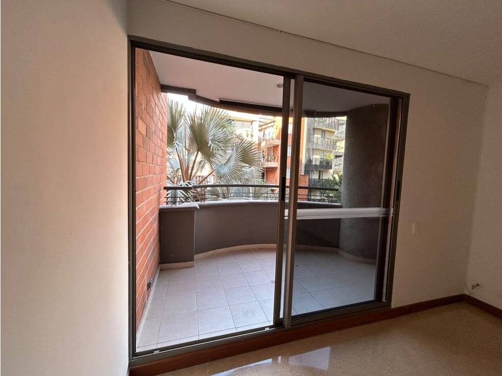 VENTA APARTAMENTO EN LAURELES MEDELLÍN — foto 3