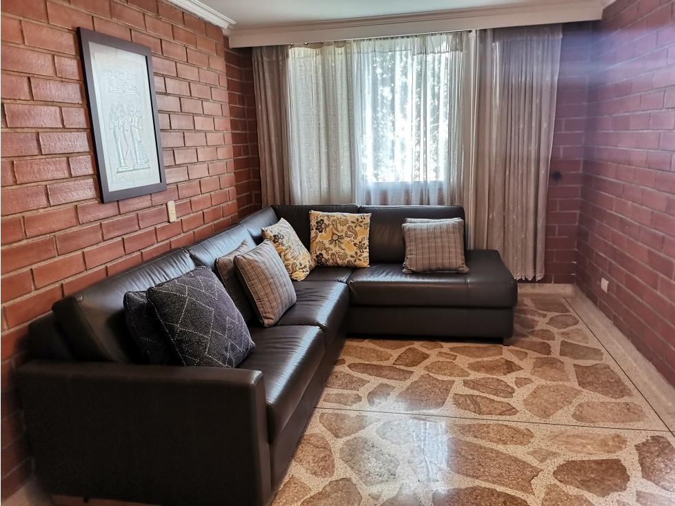 VENTA APARTAMENTO EN LAURELES CASTELLANA — foto 2