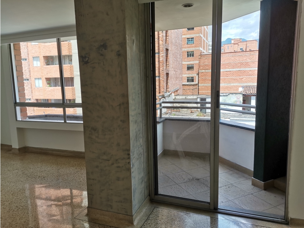 VENA APARTAMENTO LAURELES MEDELLÍN — foto 4