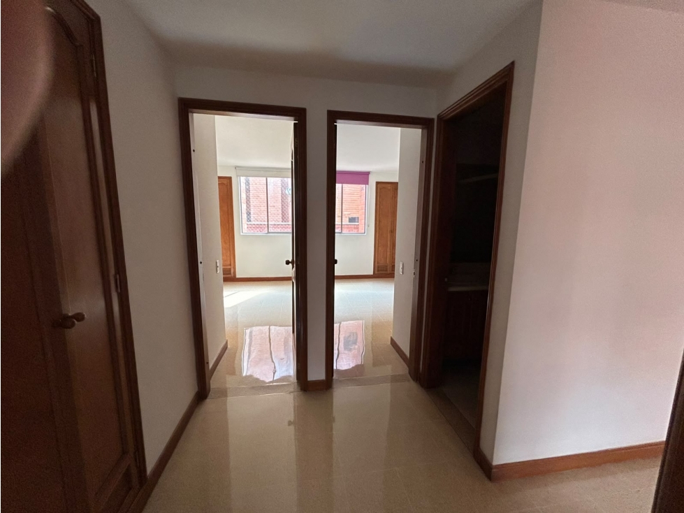 VENTA APARTAMENTO EN LAURELES MEDELLÍN — foto 4