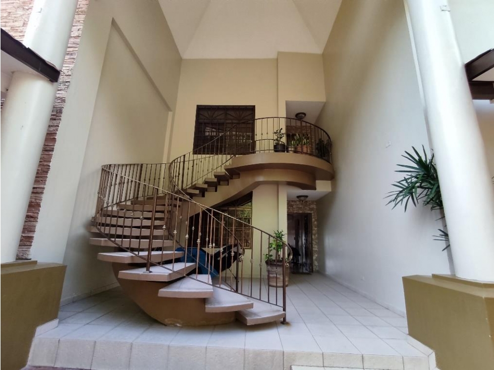 SE VENDE CASAS JUNTAS O SEPARADAS EN BETANIA - YP