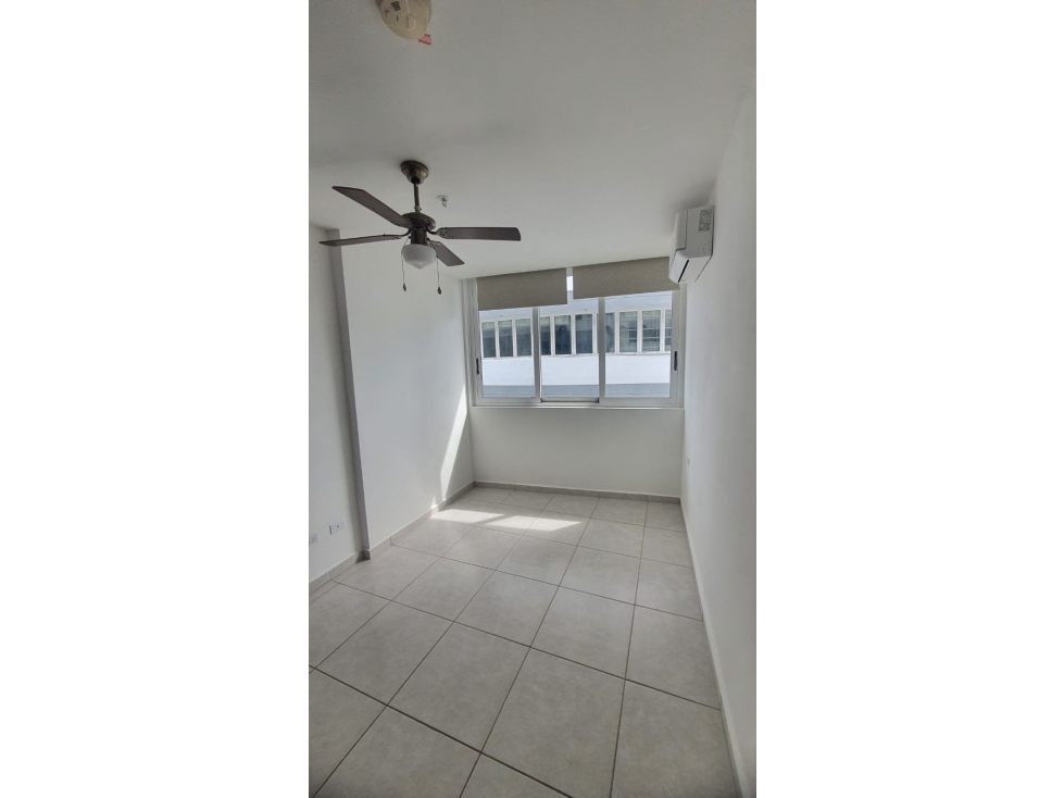 Alquiler de Apartamento en Linea Blanca en Ph bay View Av. Balboa - SG — foto 2
