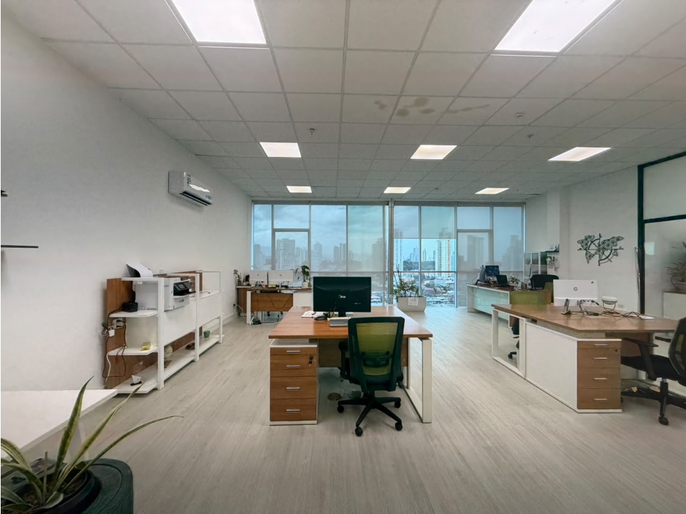 Oficina Remodelada en Venta en PH Brasil 405, San Francisco | LH - 1