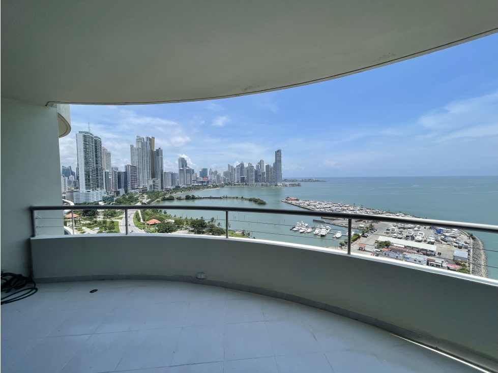 Venta Apartamento en PH La Ensenada Bella Vista, Av. Balboa - D G