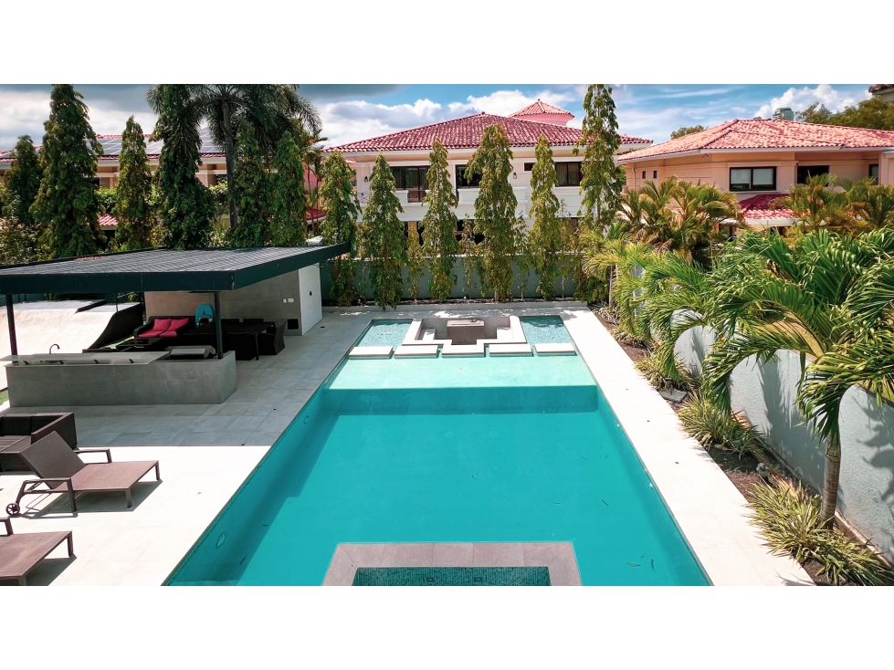 VENTA DE RESIDENCIA DE LUJO EN COSTA DEL ESTE -S.G. — foto 4