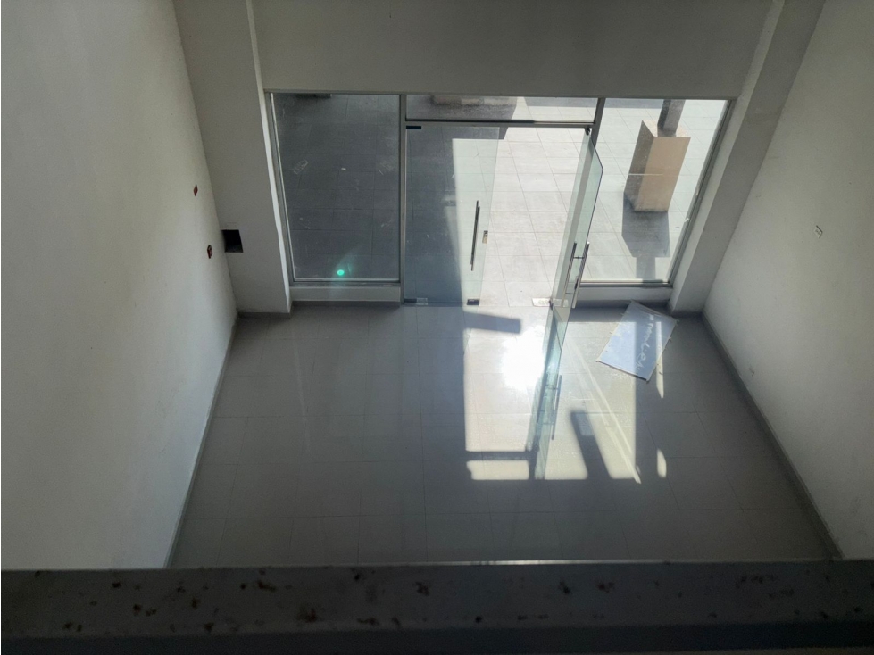ALQUILER LOCAL COMERCIAL EN MILLA 8 - SG — foto 2