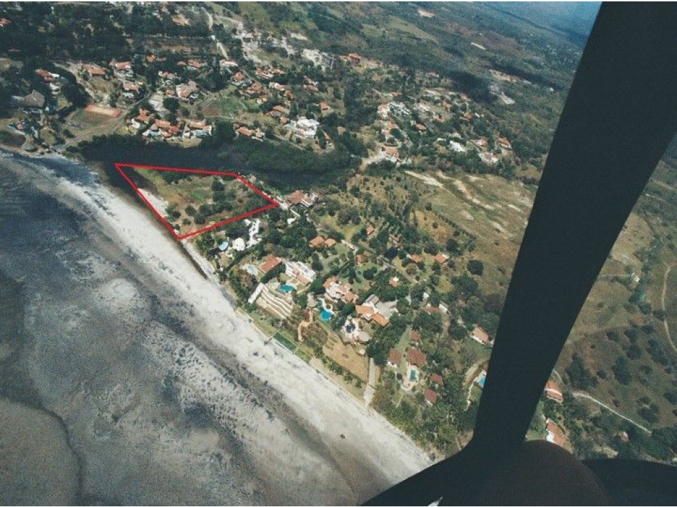 SE VENDE TERRENO EN PUNTA ROCA, SAN CARLOS - YP — foto 3