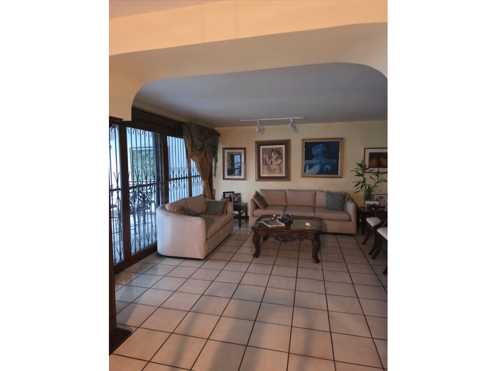 Casa en venta - El Cangrejo, Panamá - MH — foto 2