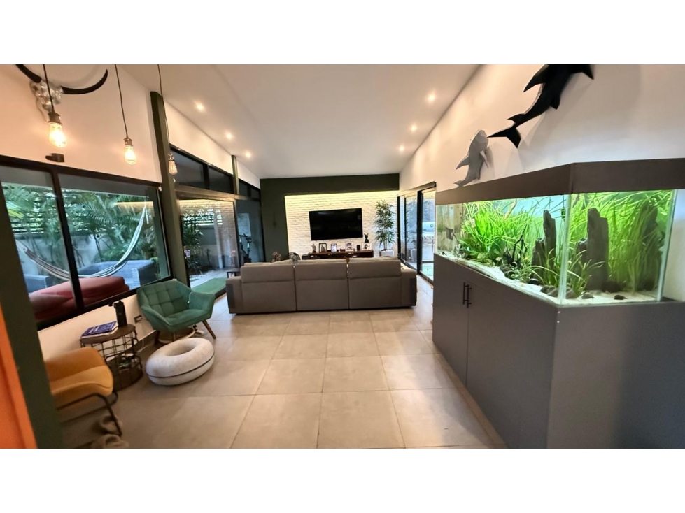 Venta de Casa en Coco del Mar - 1 Nivel - Renovada - 350 m2 - DG — foto 3