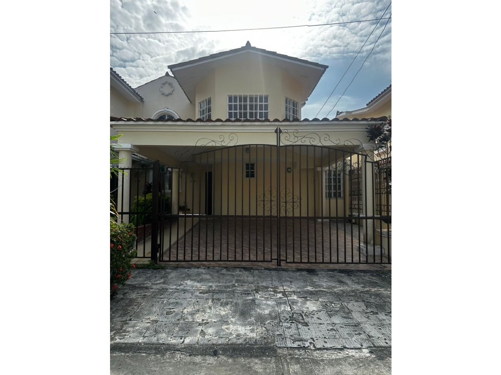 Alquilo Casa en Albrook PH Green Valley - YP