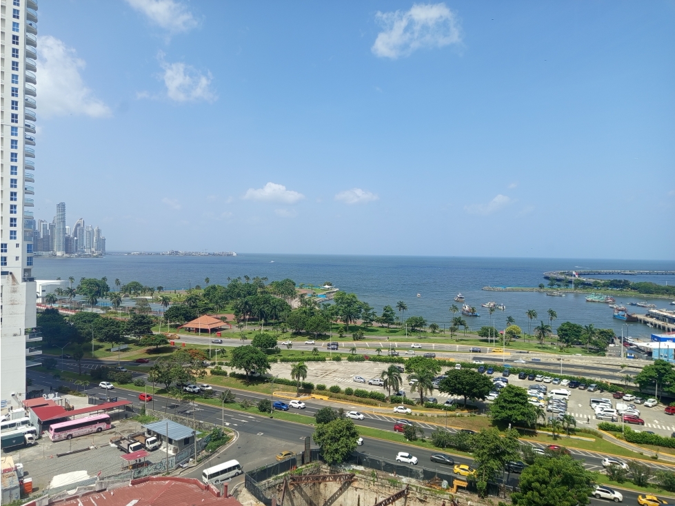 Venta o Alquiler Apartamento Semi-Amoblado PH Bay View, Av. Balboa YJ — foto 4