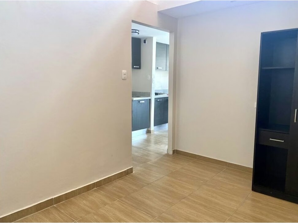 Apartaestudio con Entrada Independiente en Alquiler La Locería | LH — foto 4