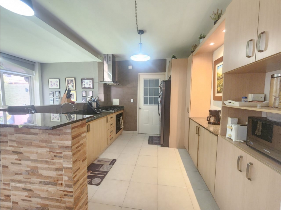 Casa de Esquina en Venta PH Versalles Ciudad de Panamá - LH — foto 3