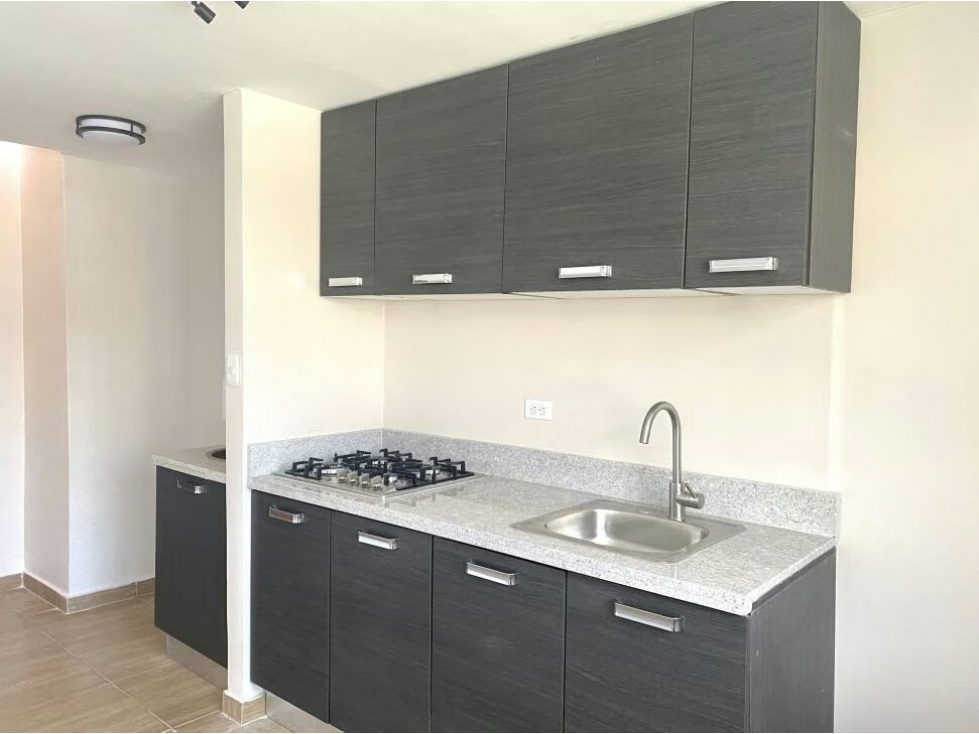 Apartaestudio con Entrada Independiente en Alquiler La Locería | LH — foto 5