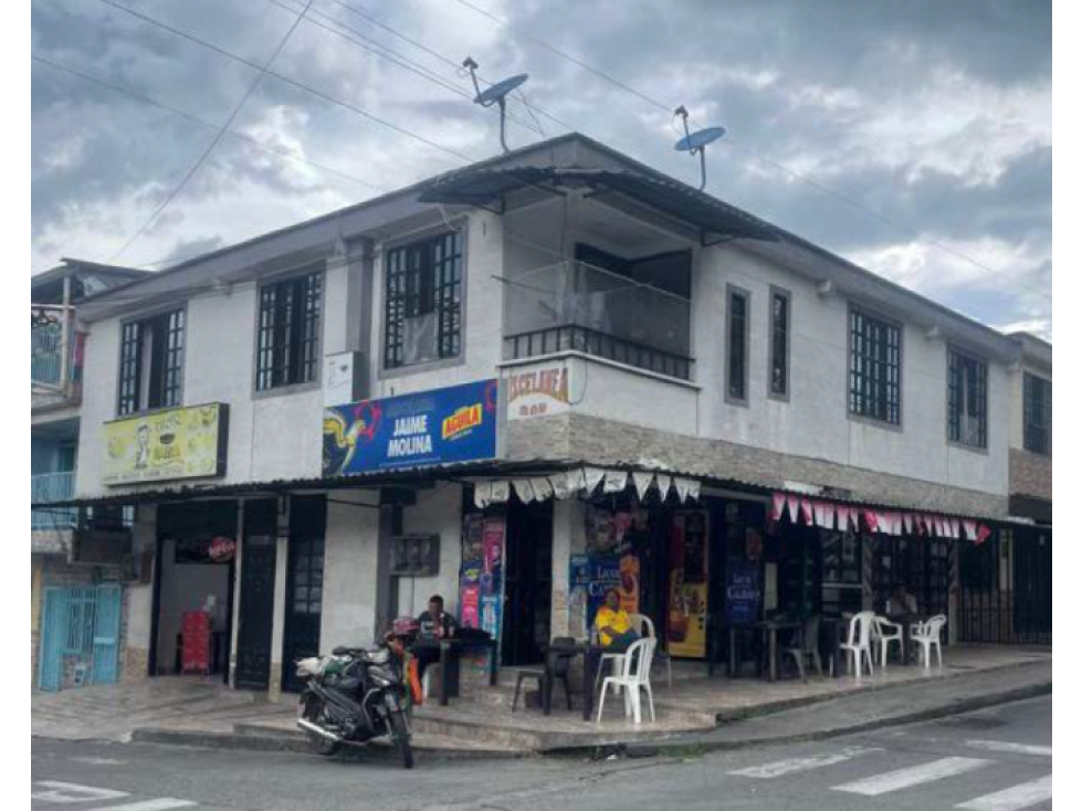 VENTA DE CASA CORBONES ARMENIA CON 5 RENTAS