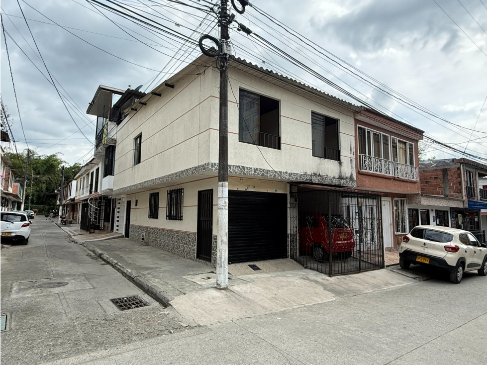 VENTA DE CASA DOBLE RENTA CIUDAD DORADA