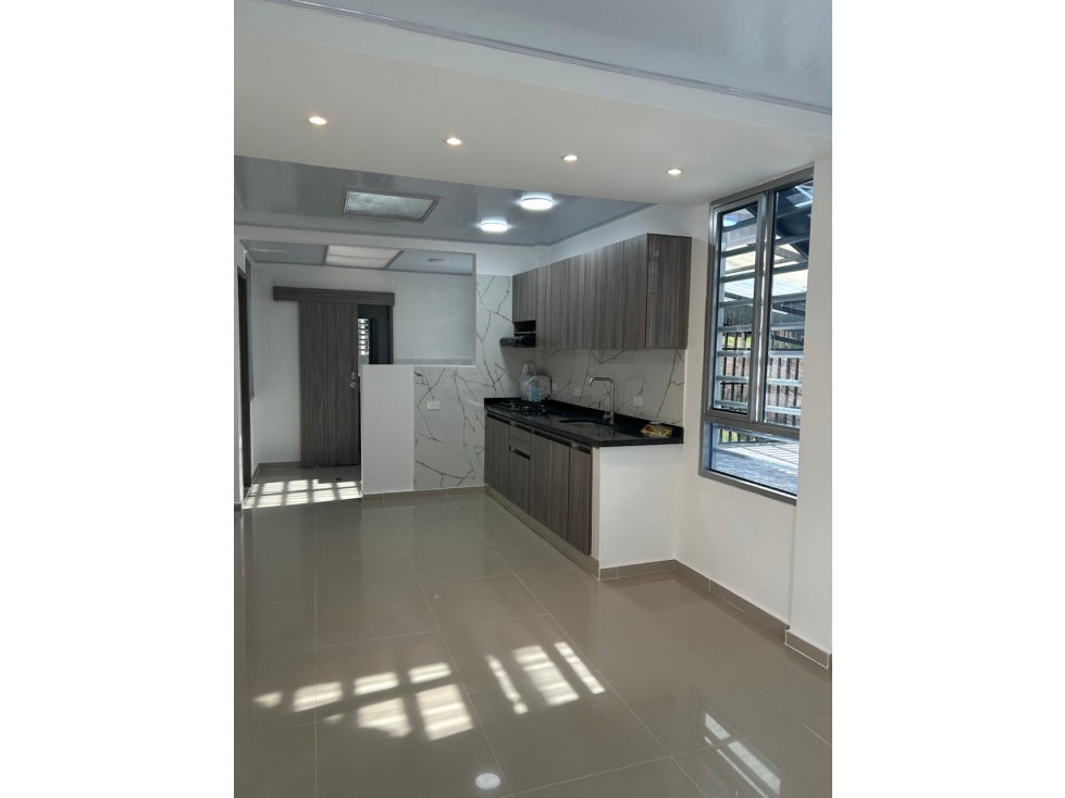 VENTA DE CASA DOBLE RENTA Y GARAJE CIRCASIA QUINDIO