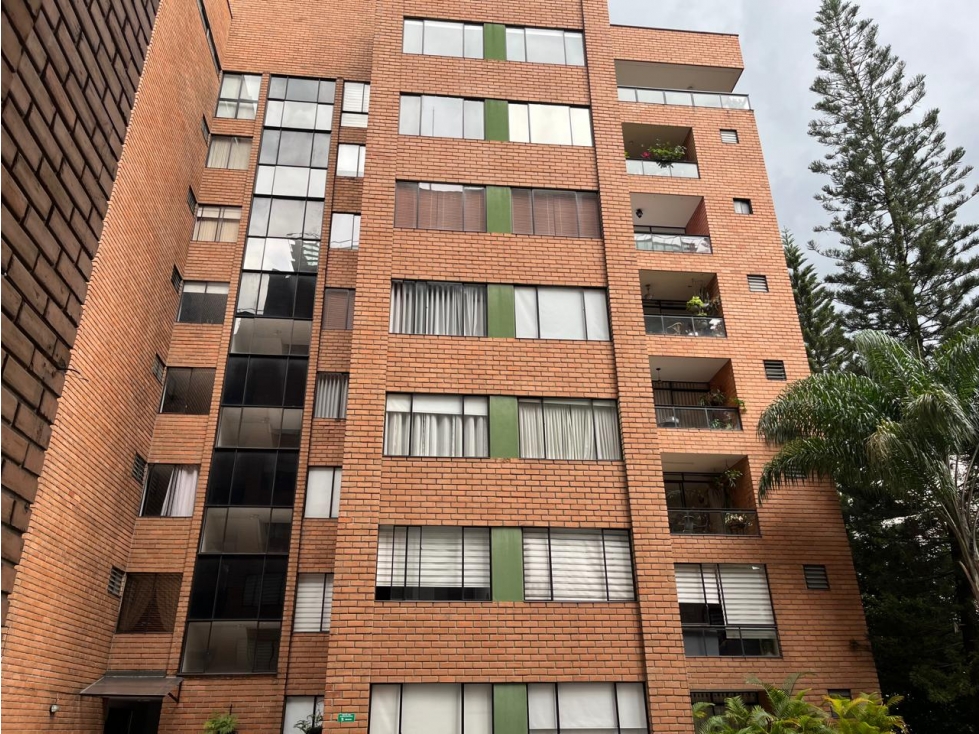 ALQUILO APARTAMENTO AMOBLADO EN EL POBLADO PATIO BONITO