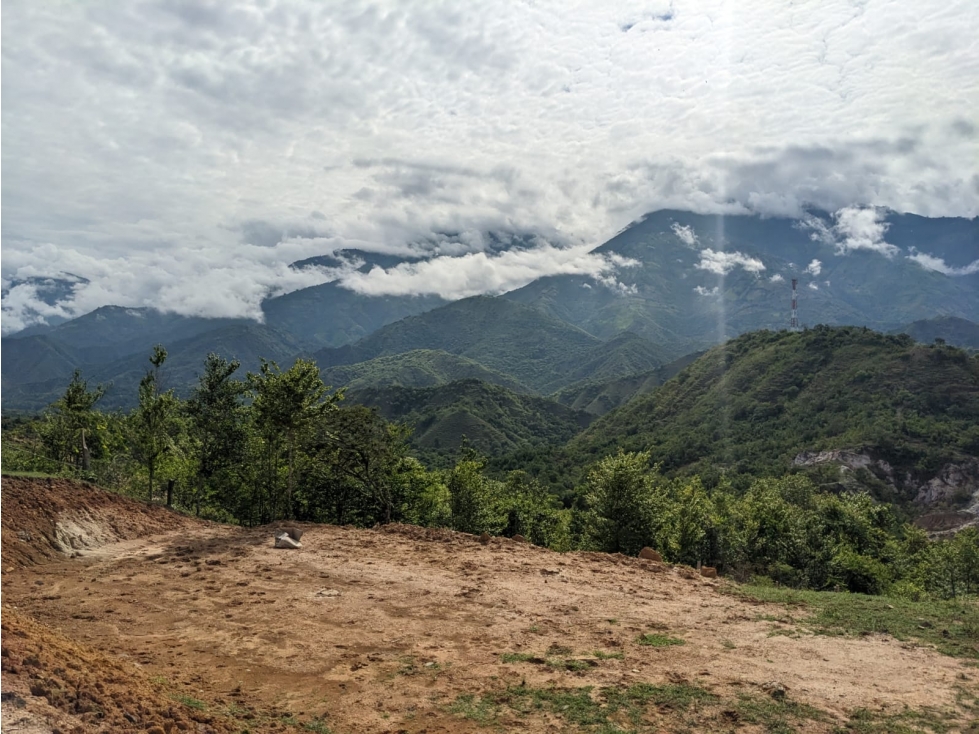 VENDO LOTE EN SANTA FE DE ANTIOQUIA