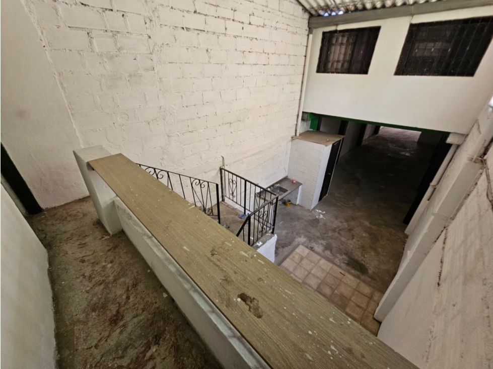 ARRIENDO BODEGA. Barrio Antioquia — foto 4