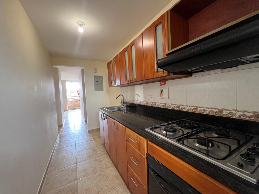 ARRIENDO APARTAMENTO EN LAURELES MEDELLIN — foto 5
