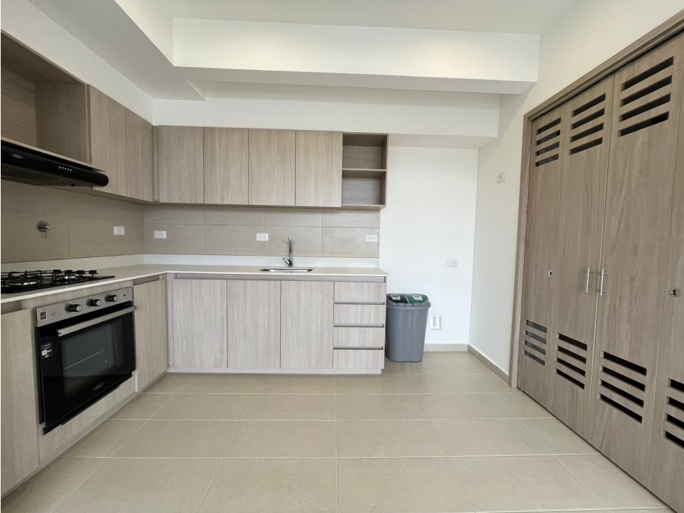 ARRIENDO APARTAESTUDIO EN RIONEGRO. sector san nicolas